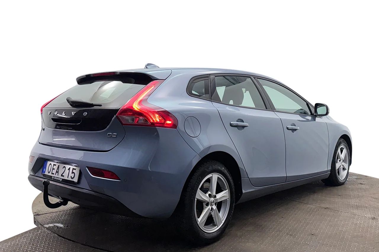 Volvo V40 D2 Business Advanced Värmare P-Sensorer Fullservad@Volvo 120hk – bild 5 av 26