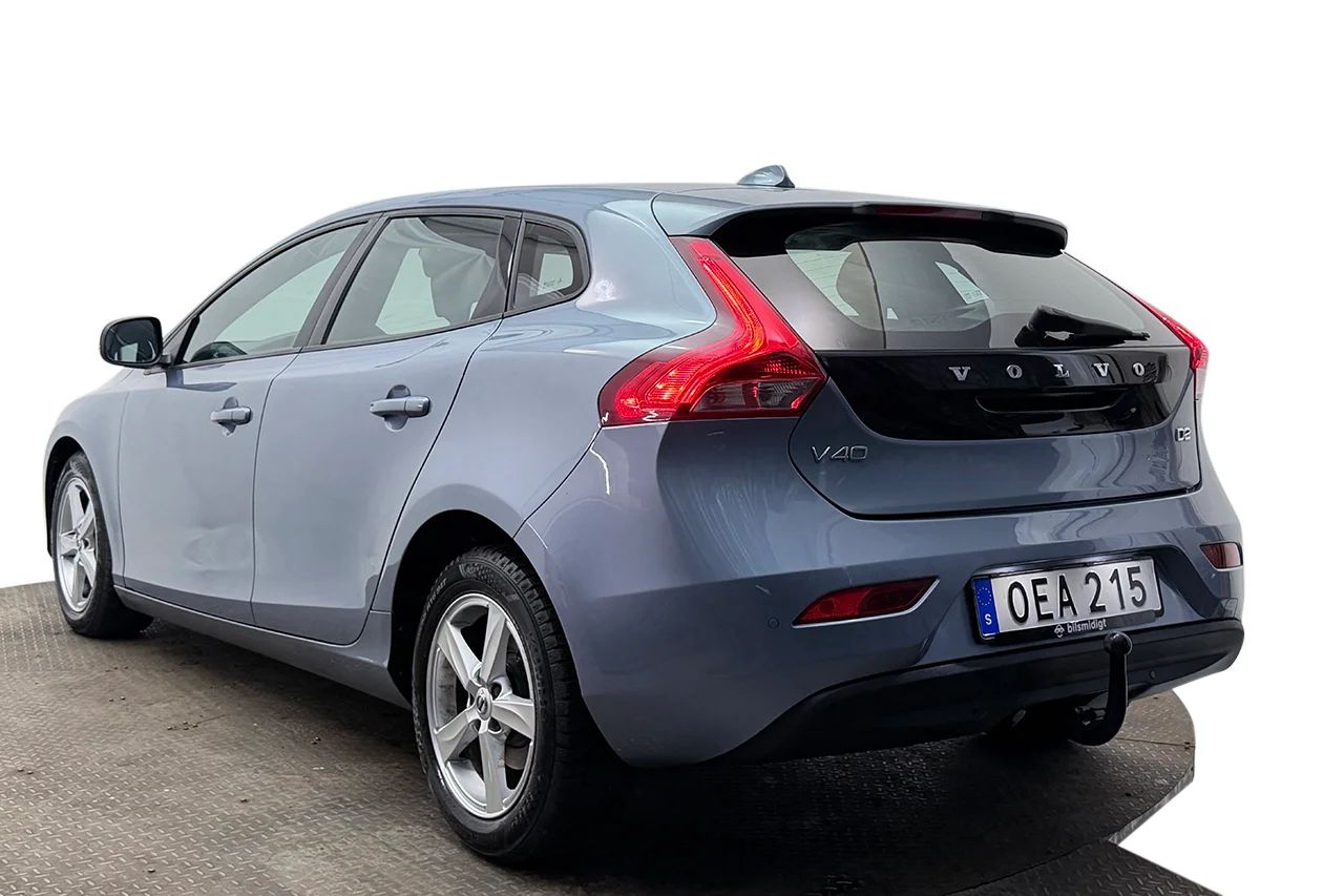 Volvo V40 D2 Business Advanced Värmare P-Sensorer Fullservad@Volvo 120hk – bild 8 av 26