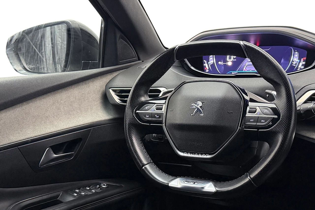 Peugeot 3008 1.2 PureTech GT Navi Kamera Delläder Cockpit MOMS 130hk – bild 14 av 33