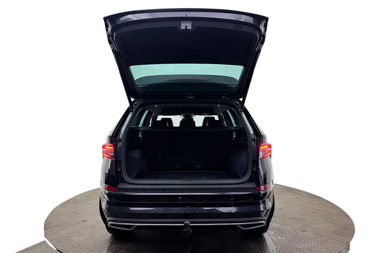 Skoda Kodiaq 2.0 TDI 4x4 Sportline Drag Värmare CANTON Stolminne MOMS 200hk – bild 7 av 40