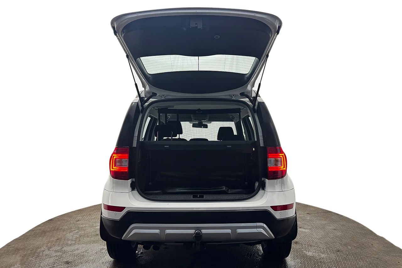 Skoda Yeti Outdoor 2.0 TDI 4x4 Ambition Drag P-Sens Värmare 110hk – bild 7 av 25
