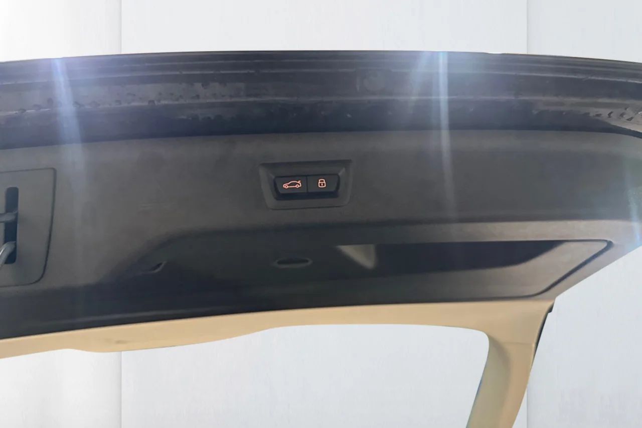BMW 530e xDrive Touring Inno Drag HUD 360° Sensatec Matrix 292hk – bild 12 av 13