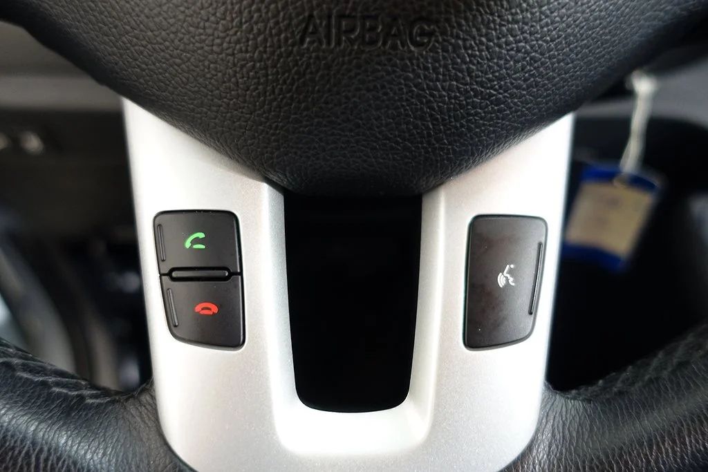 Kia Sportage 2.0 CRDi AWD EX Aut Läder Blåtand 184hk – bild 13 av 17