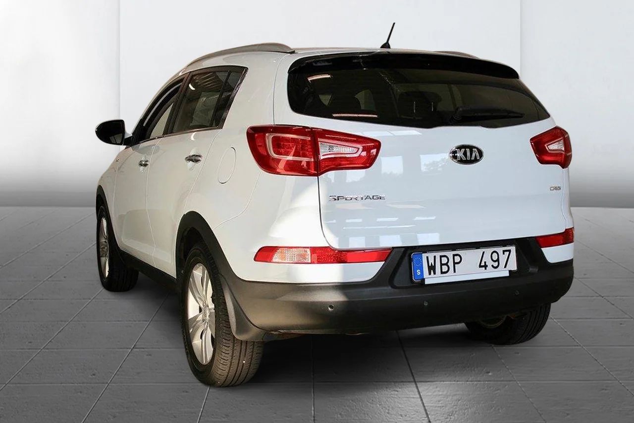 Kia Sportage 2.0 CRDi AWD EX Aut Läder Blåtand 184hk – bild 4 av 17