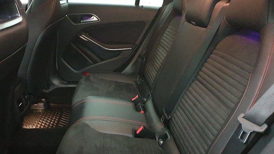 Mercedes-Benz CLA 200 d SB AMG Line Night LED AppConnect Läder 136hk – bild 9 av 13
