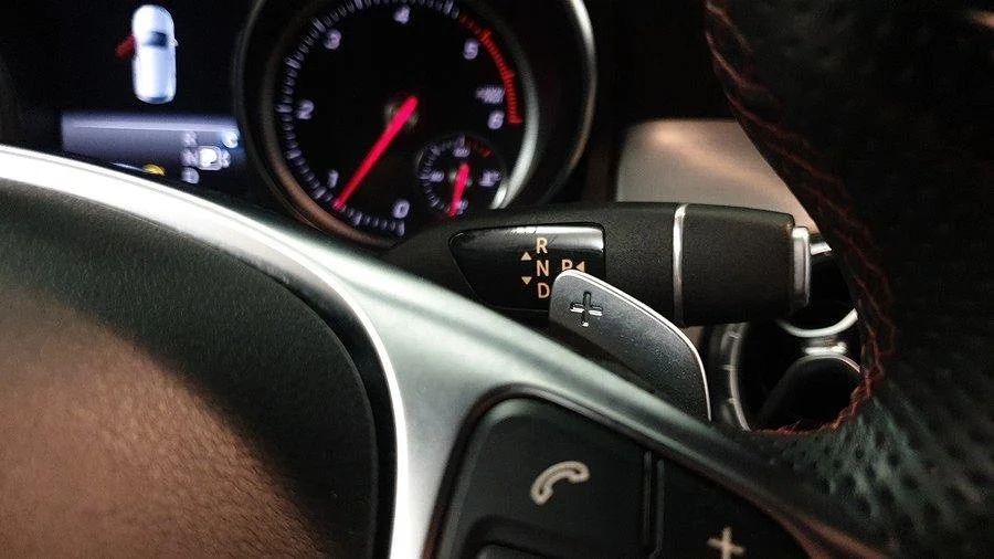 Mercedes-Benz CLA 200 d SB AMG Line Night LED AppConnect Läder 136hk – bild 12 av 13