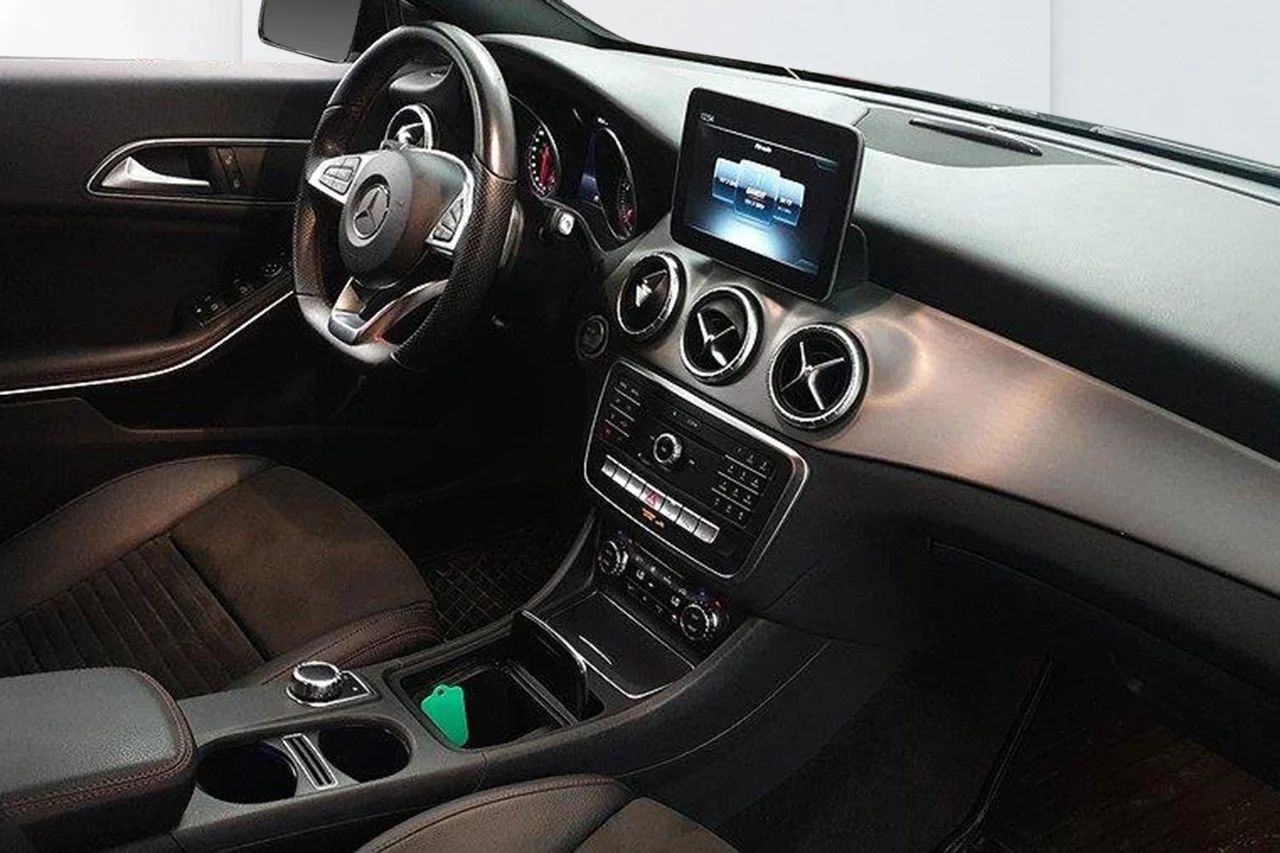 Mercedes-Benz CLA 200 d SB AMG Line Night LED AppConnect Läder 136hk – bild 11 av 13