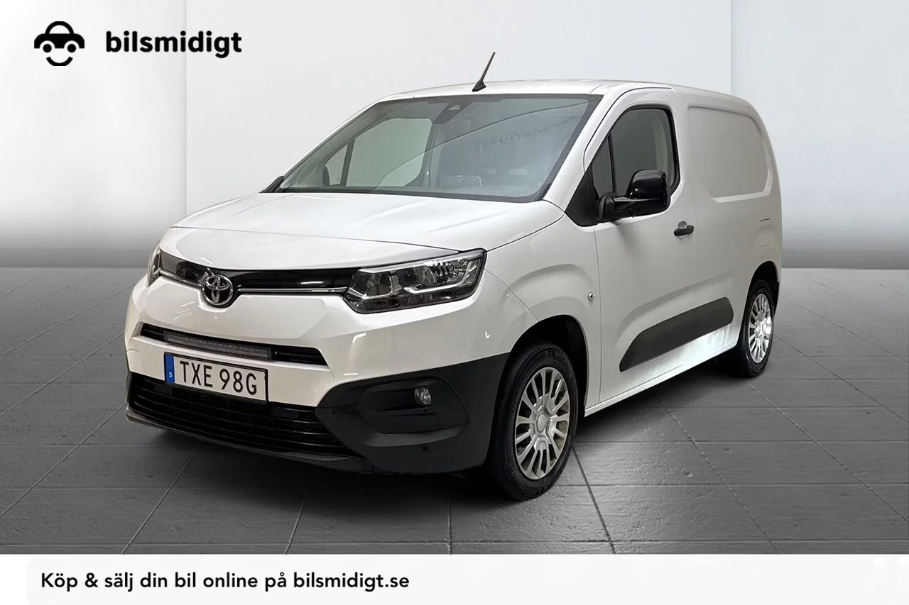Toyota ProAce City 1.5D Automat 3-sits Inredd Kamera Filassist MOMS 130hk – bild 1 av 9
