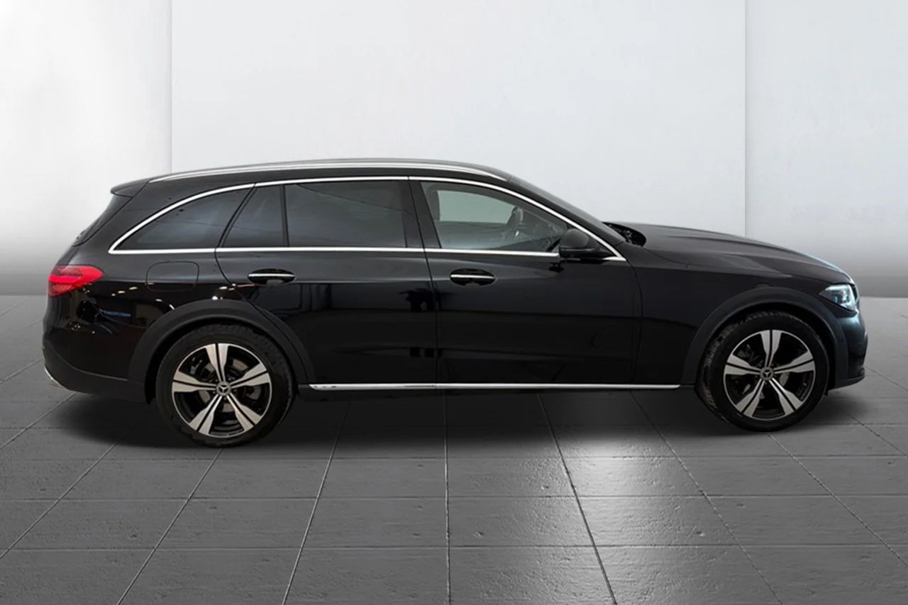 Mercedes-Benz C 220 d 4M All-Terrain Avantgarde Drag 360° Värmare Stolminne Burmester – bild 4 av 13