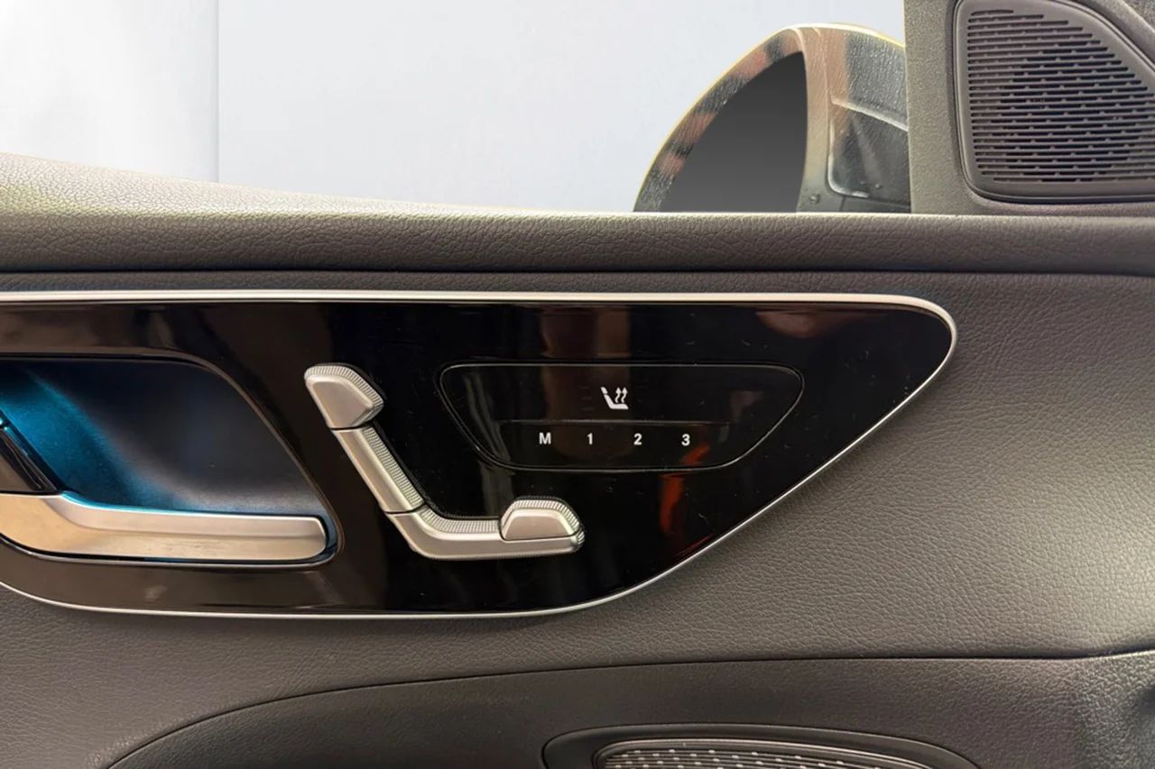 Mercedes-Benz C 220 d 4M All-Terrain Avantgarde Drag 360° Värmare Stolminne Burmester – bild 12 av 13