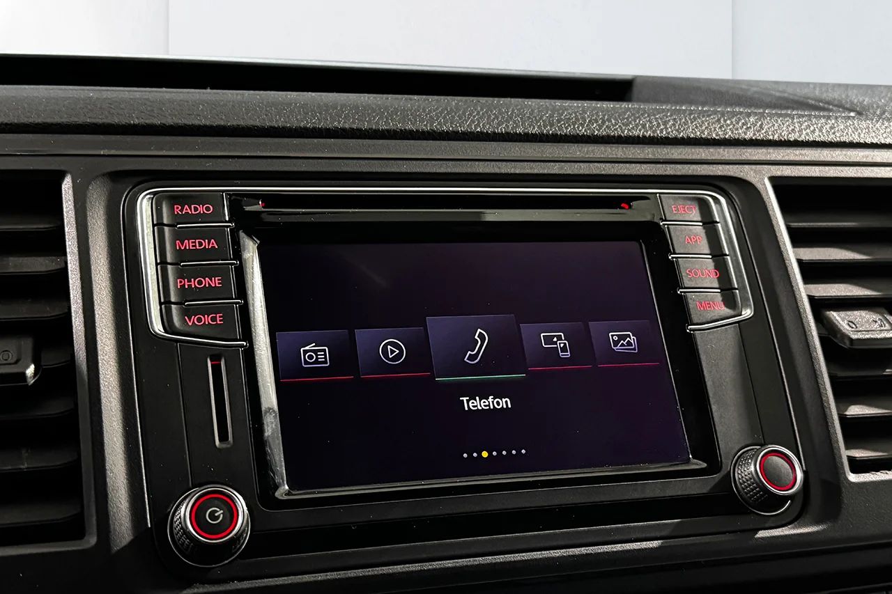 Volkswagen Transporter Chassi T30 2.0 TDI Aut Volymskåp BG-Lyft Värmare 3sits 150hk – bild 13 av 22