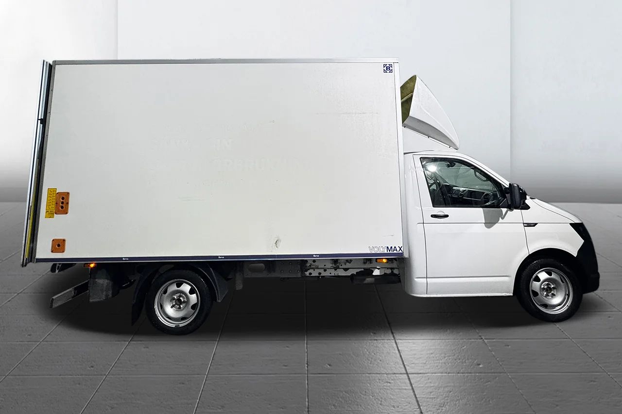 Volkswagen Transporter Chassi T30 2.0 TDI Aut Volymskåp BG-Lyft Värmare 3sits 150hk – bild 3 av 22