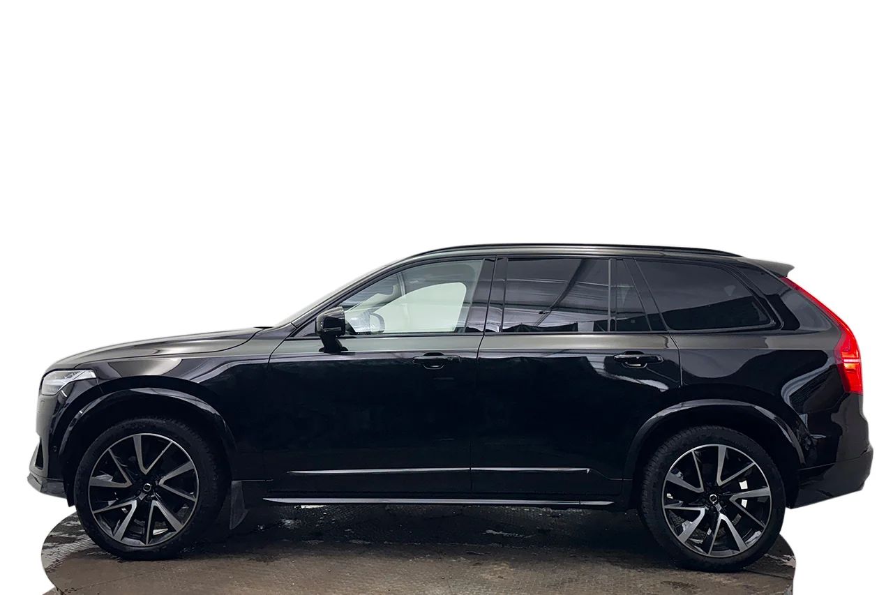 Volvo XC90 B5 AWD Ultimate Dark 7sits Pano Navi HUD 360° H/K 235hk – bild 9 av 37