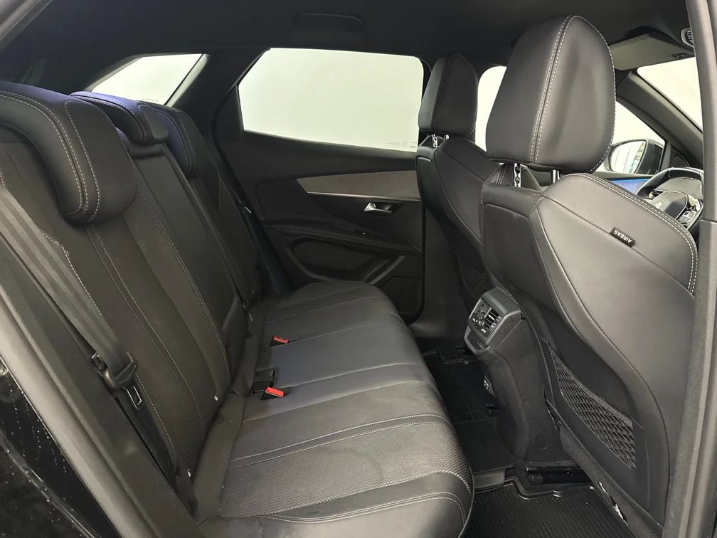 Peugeot 3008 1.2 PureTech GT Navi Kamera Delläder Cockpit MOMS – bild 8 av 10