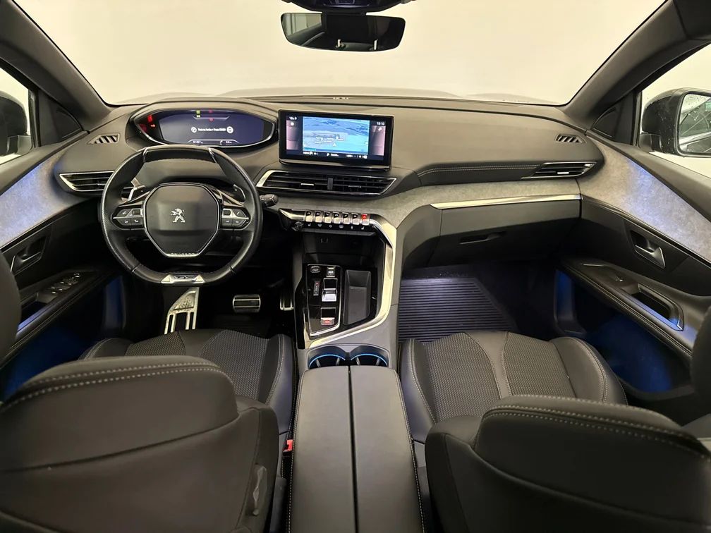 Peugeot 3008 1.2 PureTech GT Navi Kamera Delläder Cockpit MOMS – bild 9 av 10