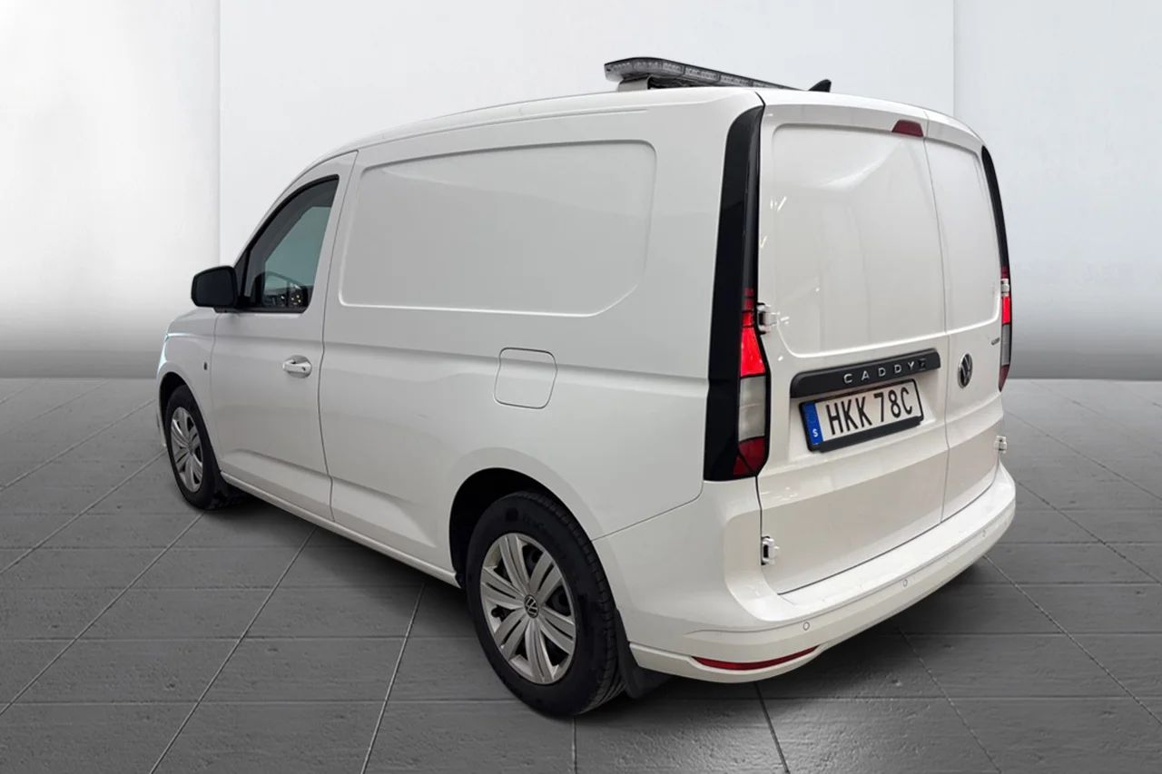 Volkswagen Caddy Cargo 2.0 TDI 4M Inredd Kamera Värmare MOMS 122hk – bild 6 av 12