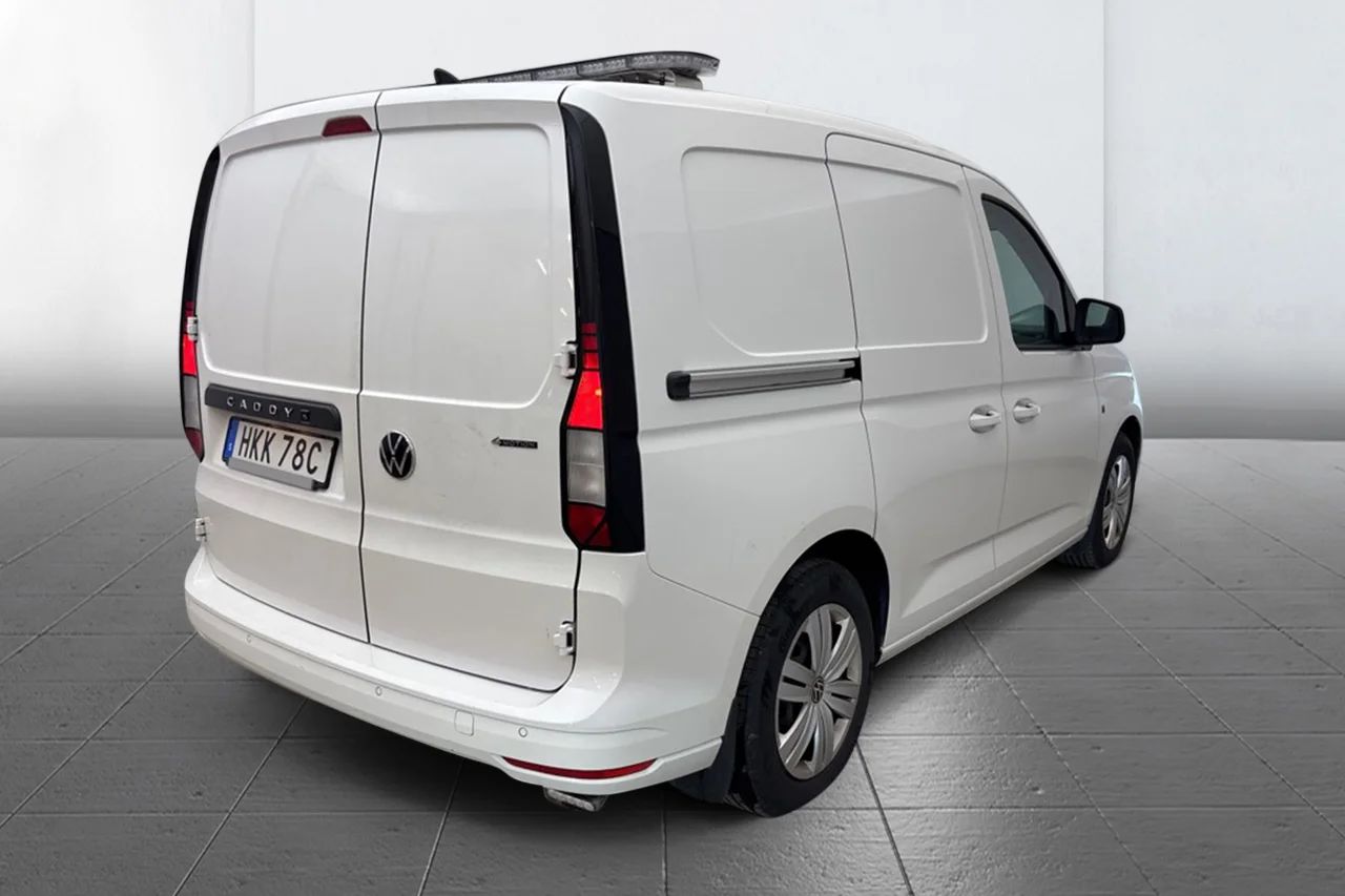 Volkswagen Caddy Cargo 2.0 TDI 4M Inredd Kamera Värmare MOMS 122hk – bild 5 av 12