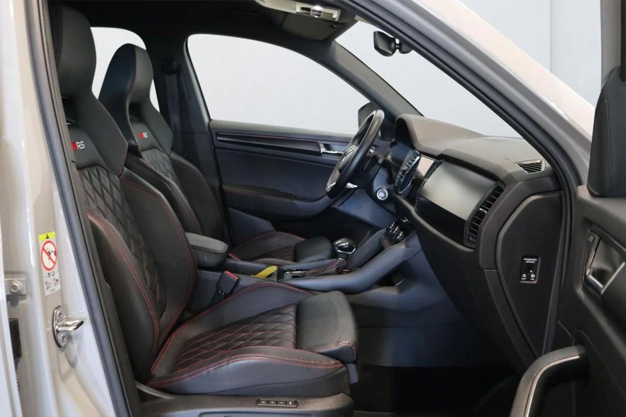 Skoda Kodiaq RS 2.0 TDI 4x4 Drag Läder Kamera Värmare 240hk – bild 10 av 14