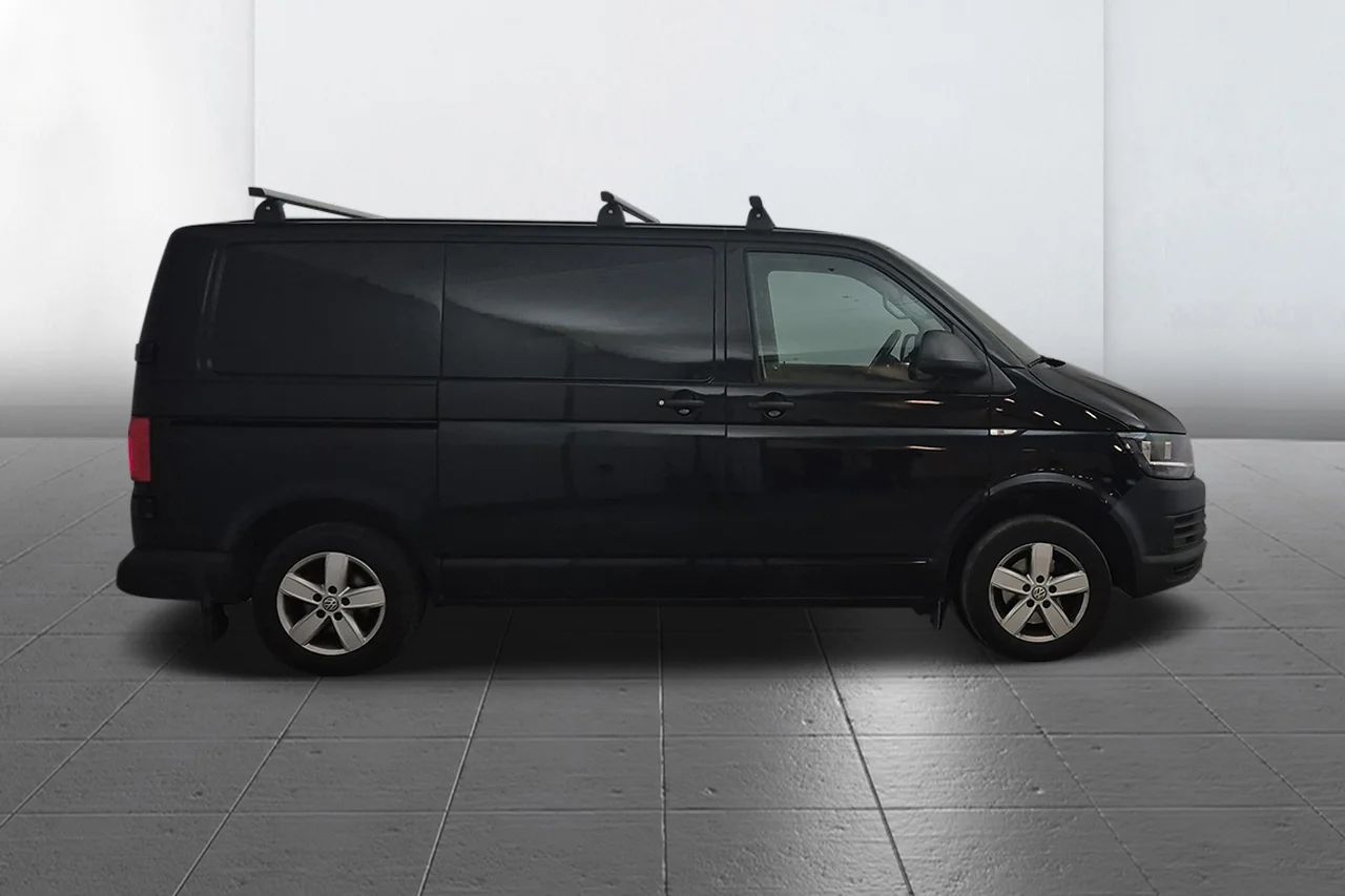 Volkswagen Transporter T32 2.0 TDI Aut Komfortpkt Drag Inredd 2xSidodörr 3sits 150hk – bild 4 av 9