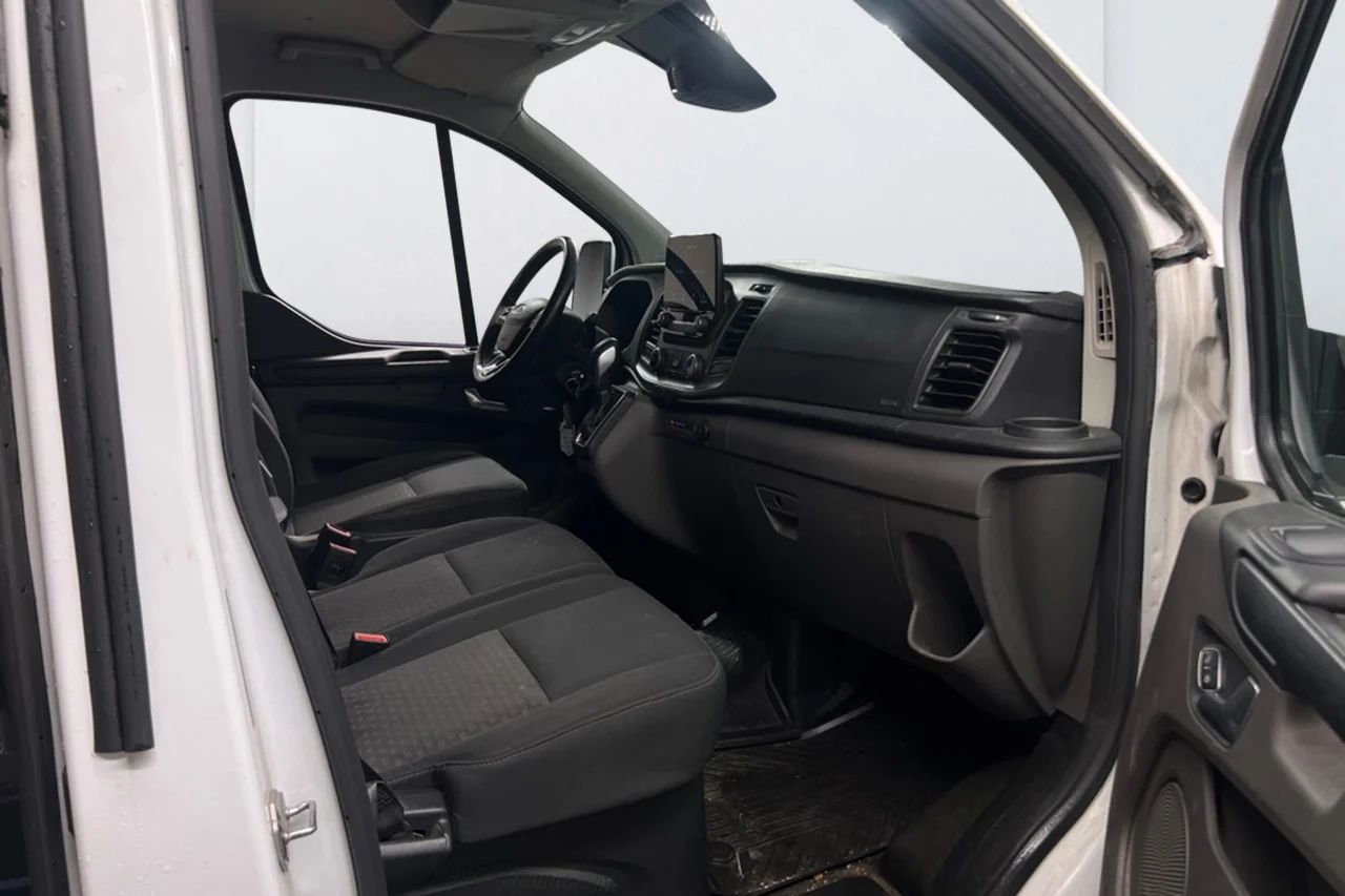 Ford Transit Custom 280 2.0 Aut L1 Drag Inredd Kamera Värmare 3sits MOMS – bild 8 av 10