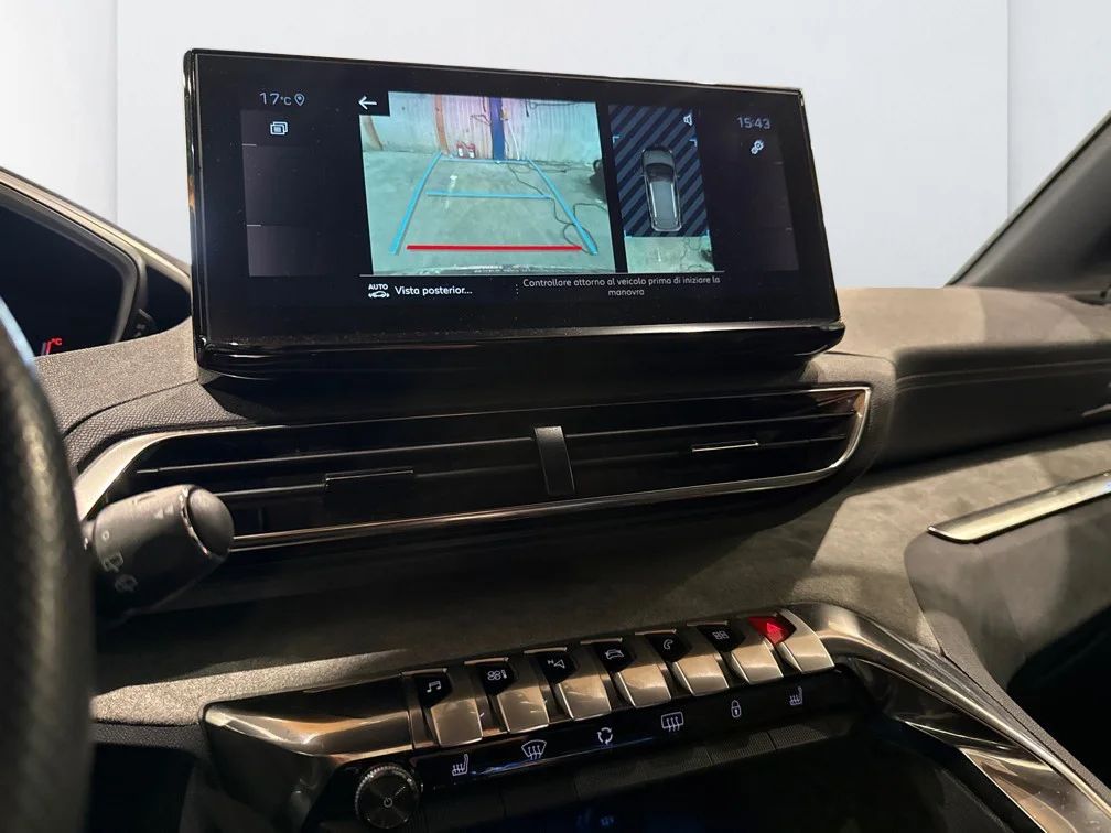 Peugeot 3008 1.2 PureTech GT Navi Kamera Delläder Cockpit MOMS – bild 10 av 10