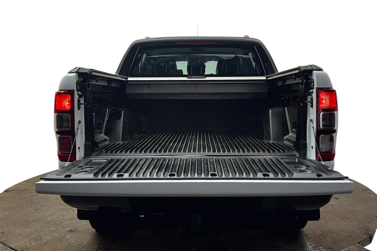 Ford Ranger Dubbelhytt 3.2 TDCi 4x4 Wildtrack Automat Drag Navi Kamera Läder MOMS 200hk – bild 7 av 29