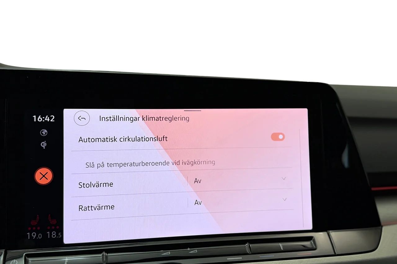 Volkswagen Golf SC 1.5 eTSI Aut Navi Kamera Keyless Massage MOMS – bild 32 av 39