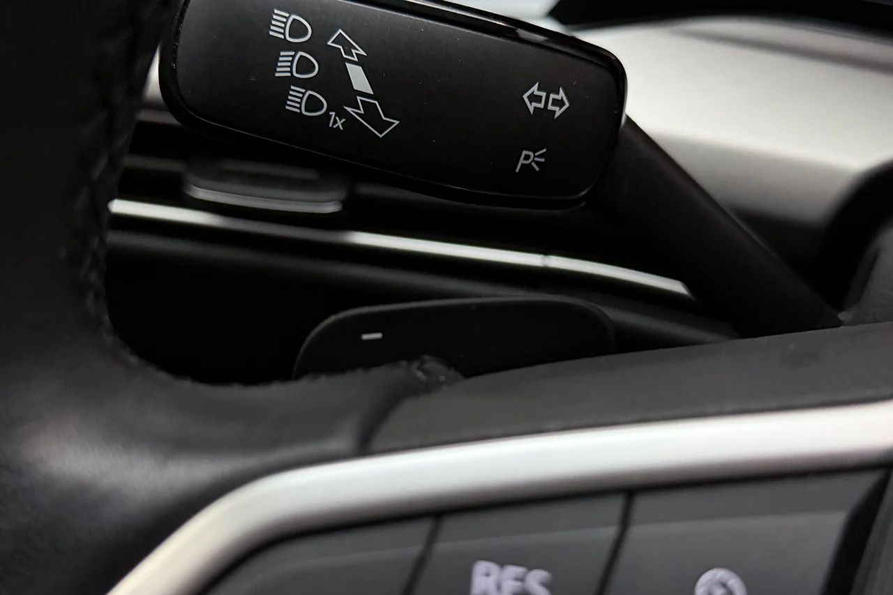 Volkswagen Golf SC 1.5 eTSI Aut Navi Kamera Keyless Massage MOMS – bild 22 av 39