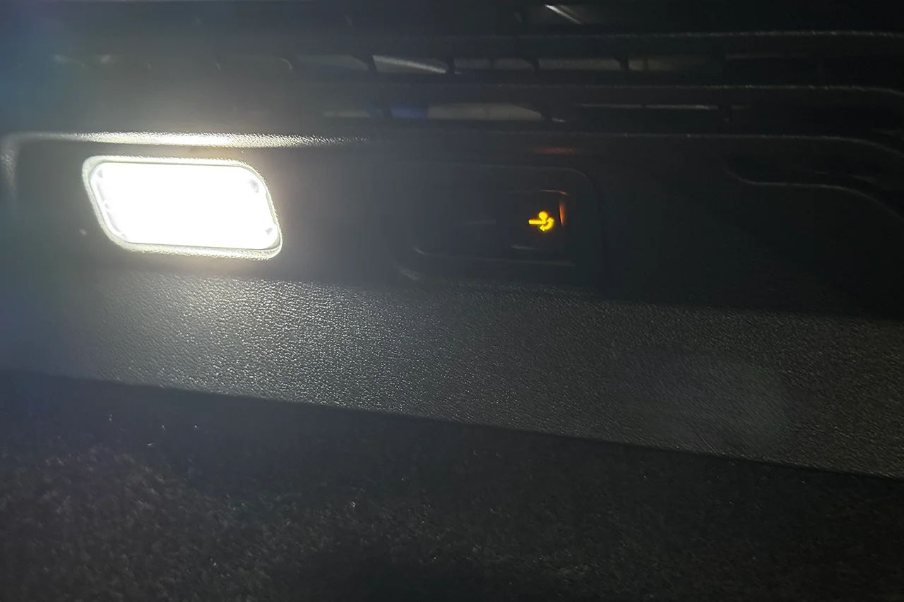 Volkswagen ID.4 Pro Perform 1st Edt Max Drag Pano AR-HUD Massage Keyless 204hk – bild 37 av 38
