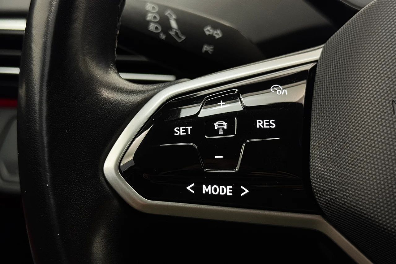 Volkswagen ID.4 Pro Perform 1st Edt Max Drag Pano AR-HUD Massage Keyless 204hk – bild 22 av 38