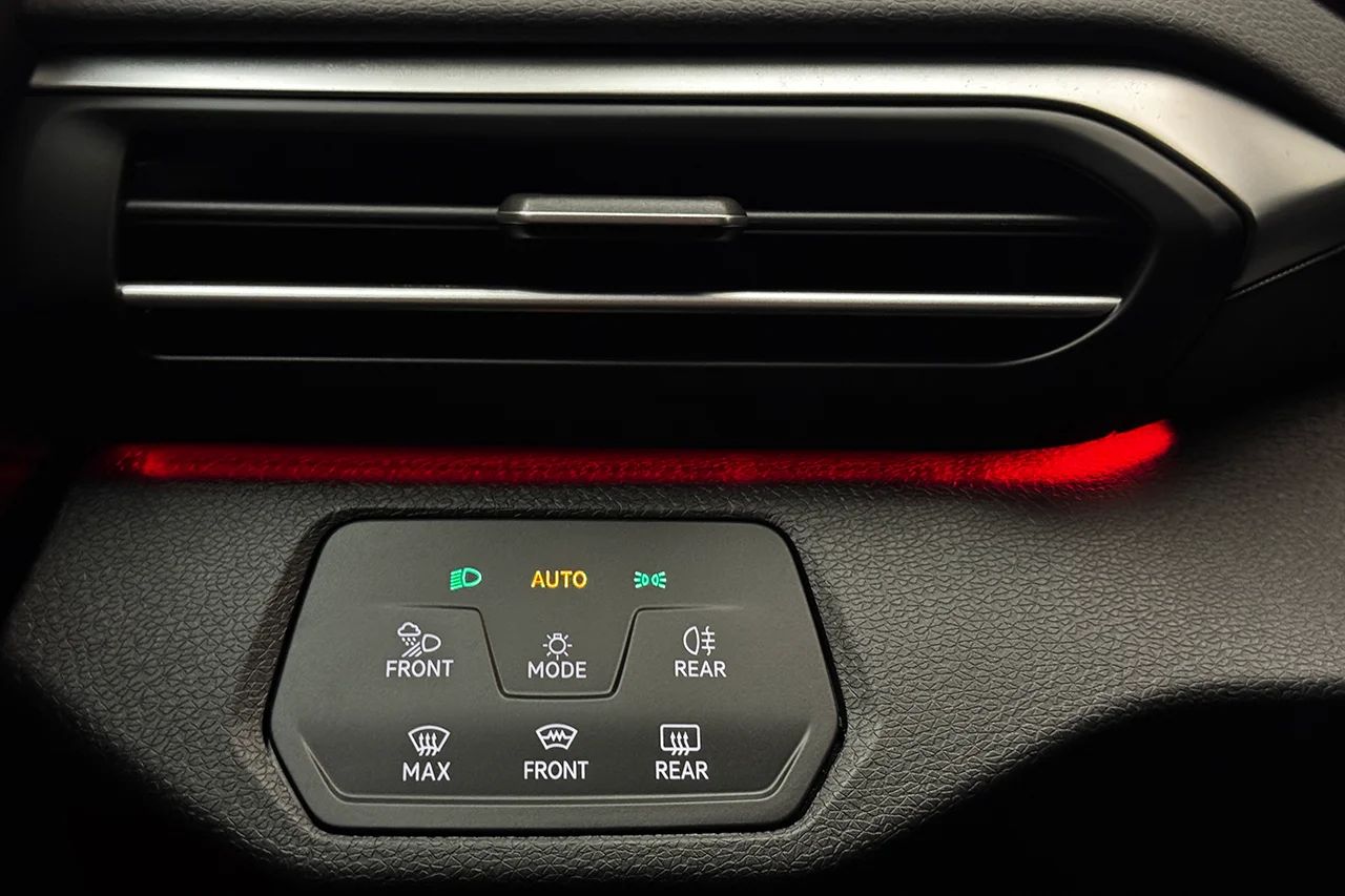 Volkswagen ID.4 Pro Perform 1st Edt Max Drag Pano AR-HUD Massage Keyless 204hk – bild 36 av 38