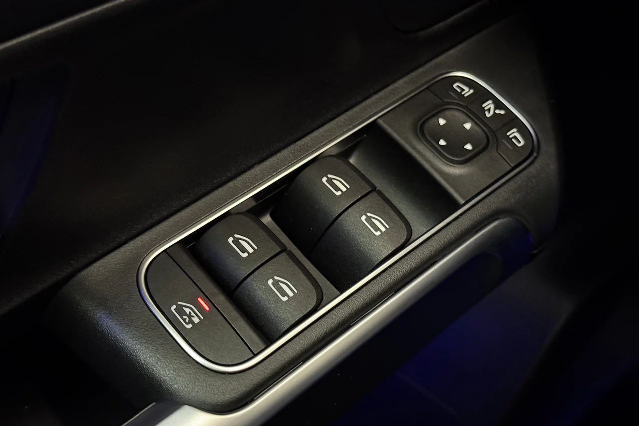 Mercedes-Benz GLB 200 AMG Premium Advanced Drag 360° Navi Läder MOMS – bild 40 av 46