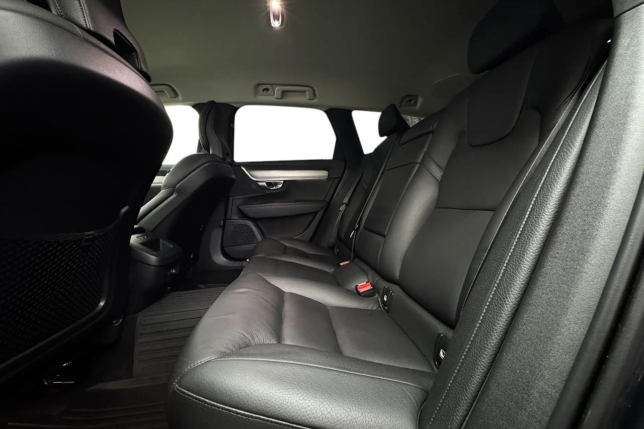 Volvo V90 D4 Inscription Drag Läder Stolsminne P-Klimat 360° HUD BLIS H/K 190hk – bild 15 av 38