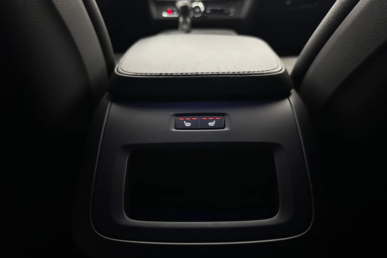 Volvo V90 D4 Inscription Drag Läder Stolsminne P-Klimat 360° HUD BLIS H/K 190hk – bild 17 av 38