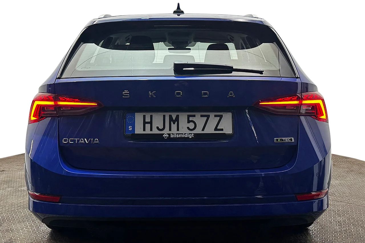 Škoda Octavia Kombi 1.0 TSI Style Cockpit Kamera SmartLink MOMS 110hk – bild 6 av 32