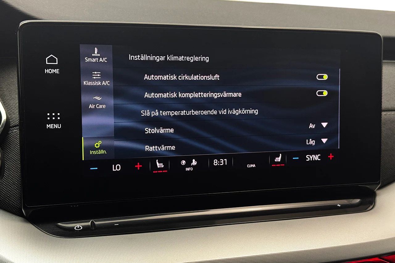 Škoda Octavia Kombi 1.0 TSI Style Cockpit Kamera SmartLink MOMS 110hk – bild 21 av 32