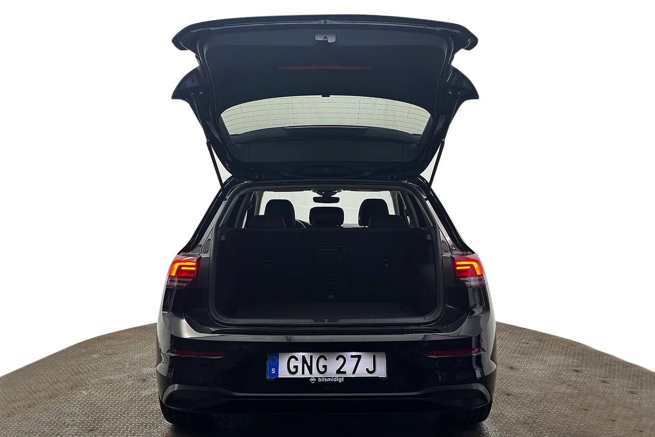Volkswagen Golf 1.0 eTSI Aut Vinterpkt Cockpit AdaptivFH 110hk – bild 7 av 29