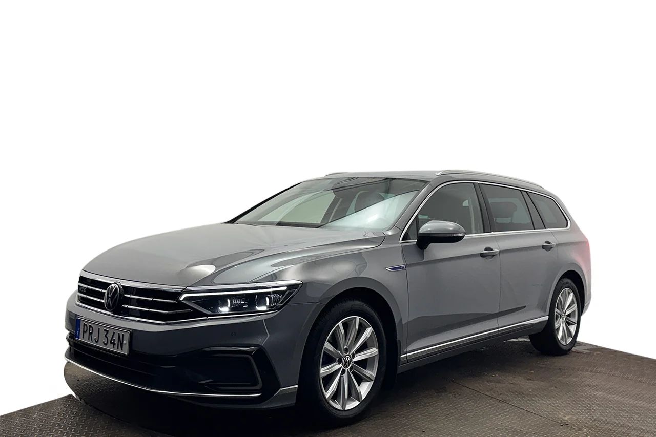 Volkswagen Passat SC GTE 1.4 TSI Executive Business Drag Navi Kamera 218hk – bild 1 av 37