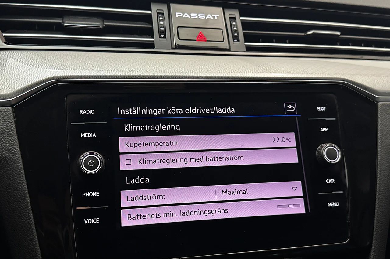 Volkswagen Passat SC GTE 1.4 TSI Executive Business Drag Navi Kamera 218hk – bild 27 av 37