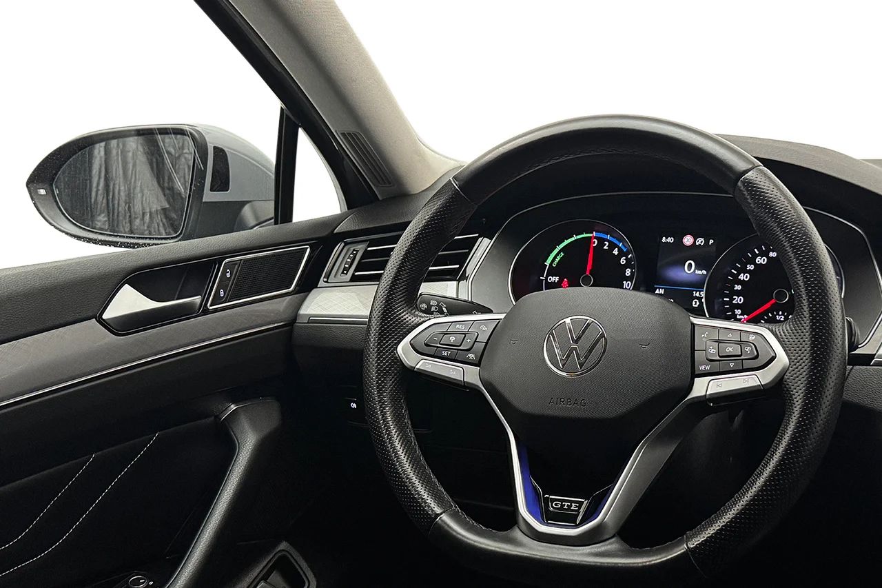 Volkswagen Passat SC GTE 1.4 TSI Executive Business Drag Navi Kamera 218hk – bild 17 av 37