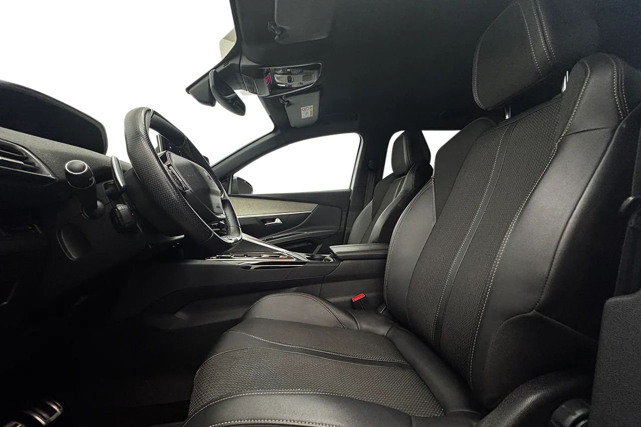 Peugeot 3008 1.2 PureTech GT Navi Kamera Delläder Cockpit MOMS – bild 11 av 30