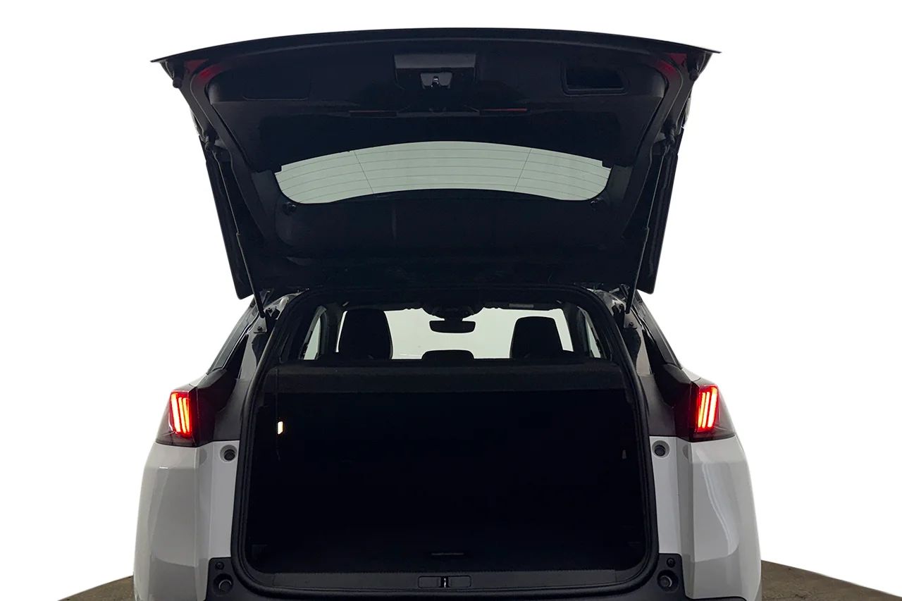 Peugeot 3008 1.2 PureTech GT Navi Kamera Delläder Cockpit MOMS – bild 30 av 30