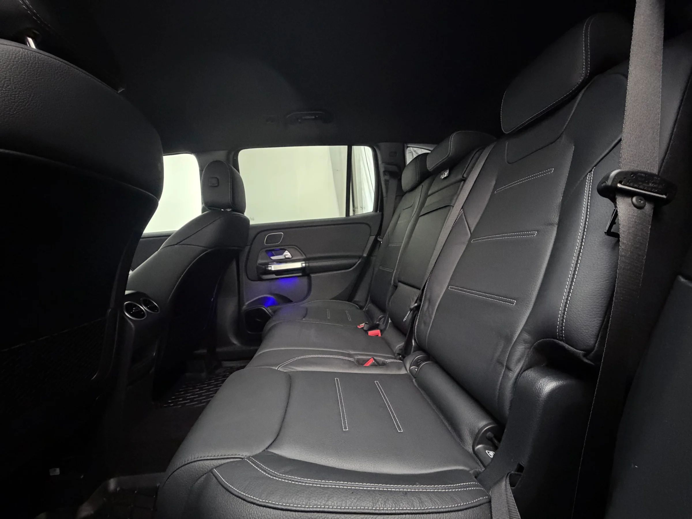 Mercedes-Benz GLS 350 d 7sits Drag Airmatic Pano 360° HUD Burmester SE SPEC – bild 15 av 38