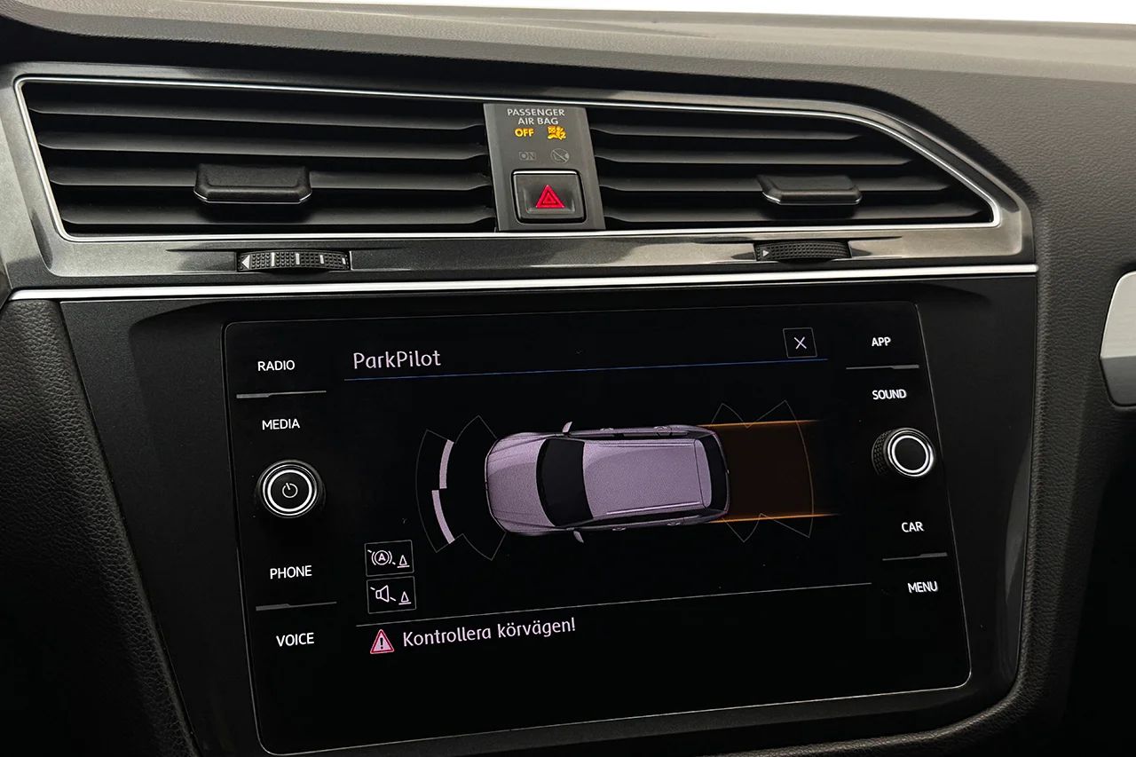 Volkswagen Tiguan 1.4 TSI 4M Executive P-Sens AppConnect Värmare MOMS 150hk – bild 22 av 34