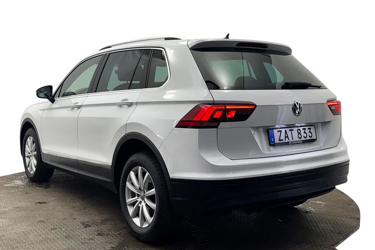 Volkswagen Tiguan 1.4 TSI 4M Executive P-Sens AppConnect Värmare MOMS 150hk – bild 8 av 34
