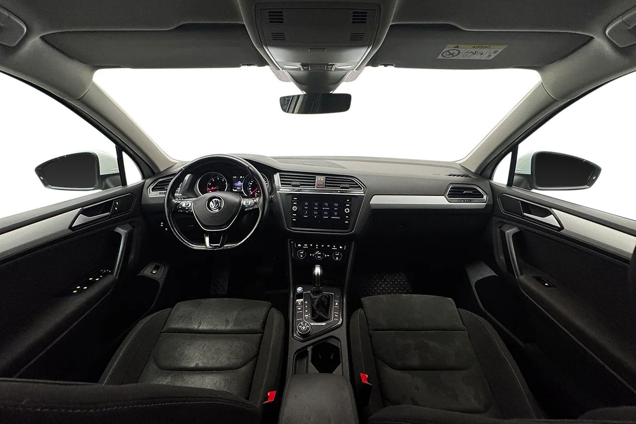 Volkswagen Tiguan 1.4 TSI 4M Executive P-Sens AppConnect Värmare MOMS 150hk – bild 14 av 34