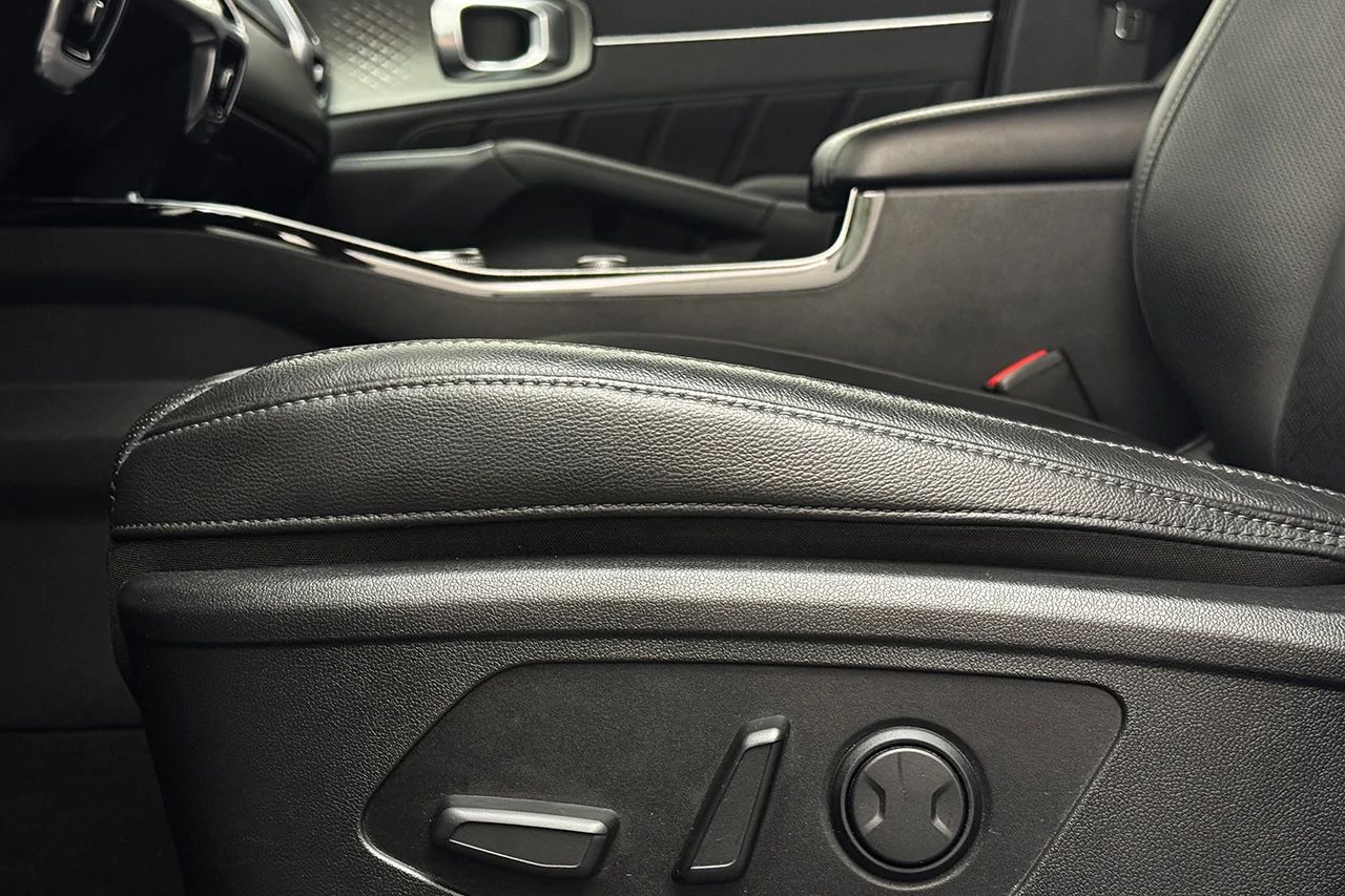 Kia Sorento PHEV Advance 7sits Läder Navi Kamera Cockpit BOSE – bild 11 av 38