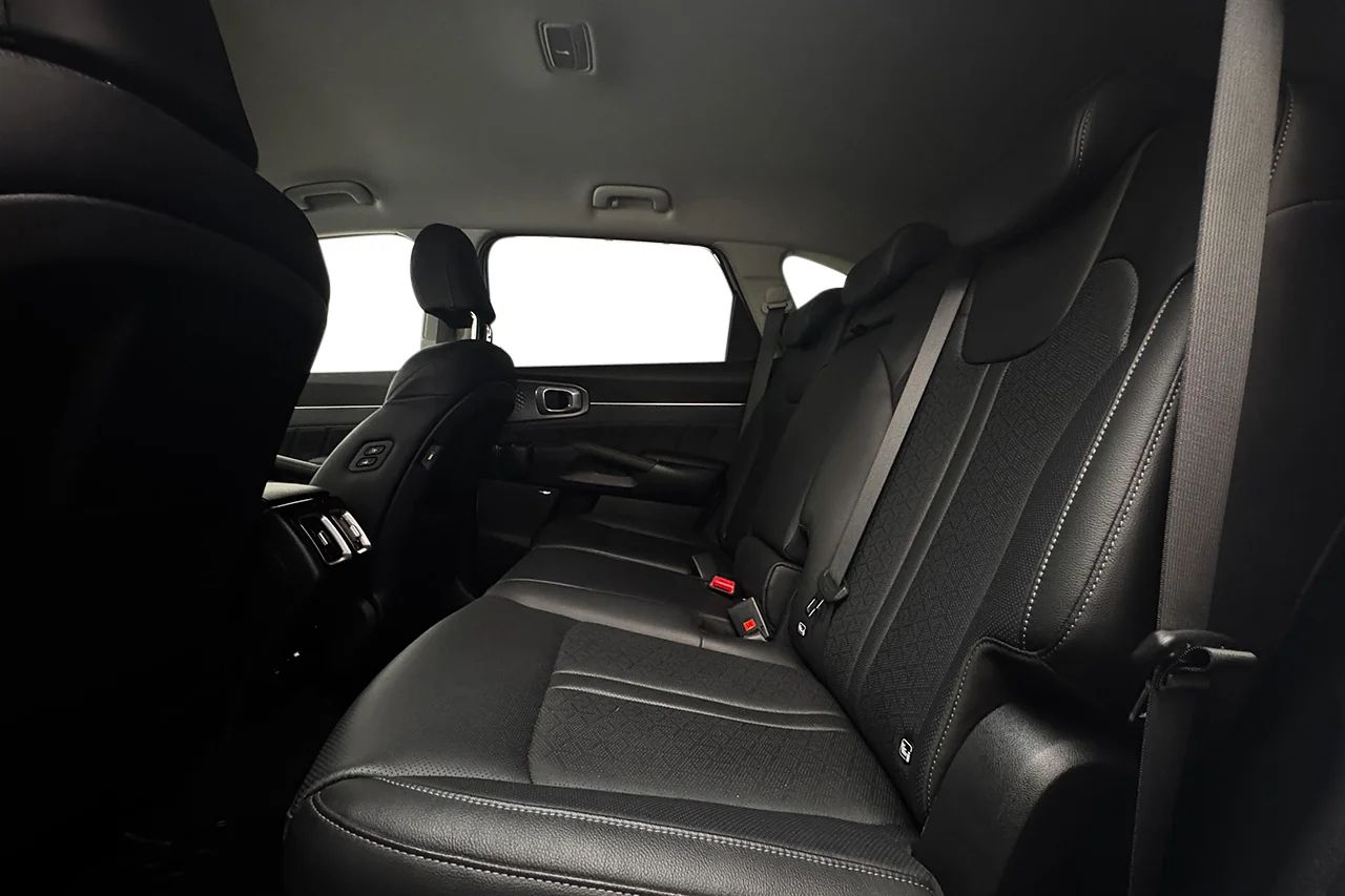 Kia Sorento PHEV Advance 7sits Läder Navi Kamera Cockpit BOSE – bild 13 av 38