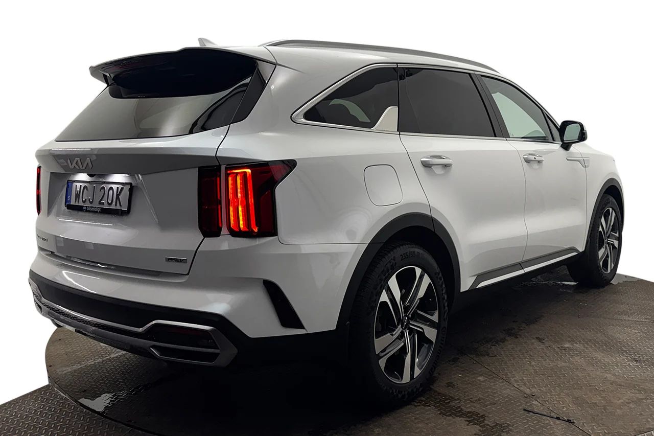 Kia Sorento PHEV Advance 7sits Läder Navi Kamera Cockpit BOSE – bild 3 av 38