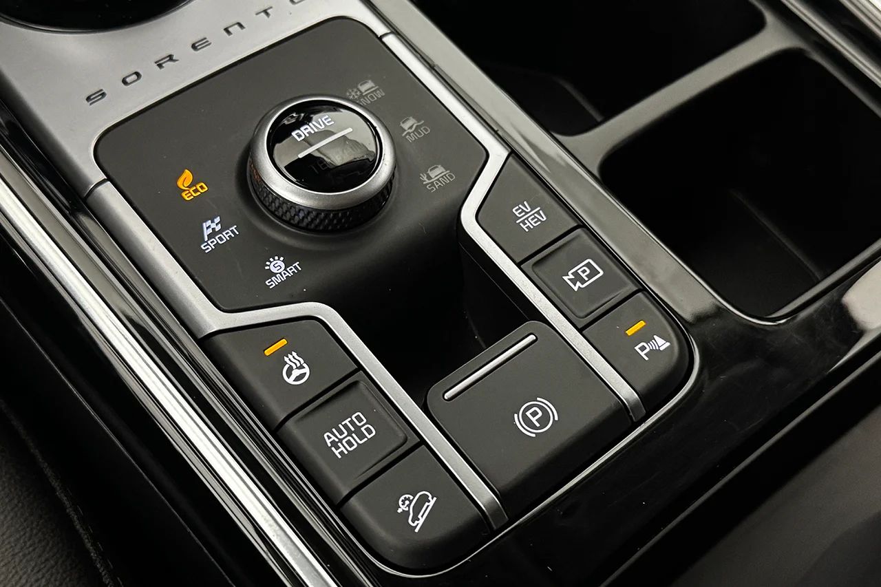 Kia Sorento PHEV Advance 7sits Läder Navi Kamera Cockpit BOSE – bild 33 av 38
